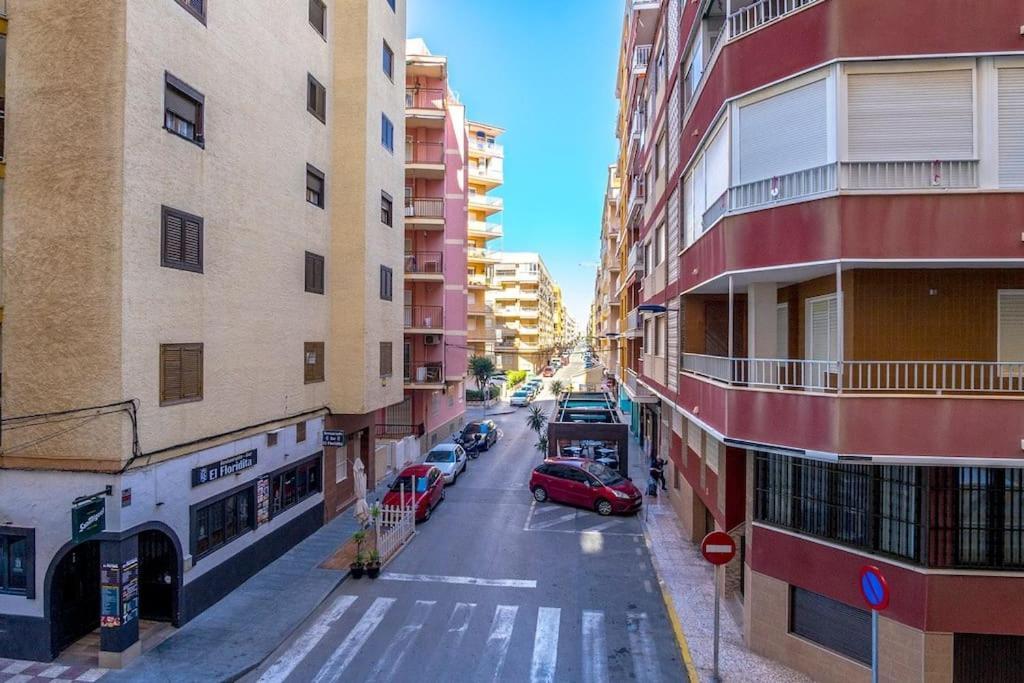 Studio Torravieja On Playa Del Cura Торевиеха Екстериор снимка