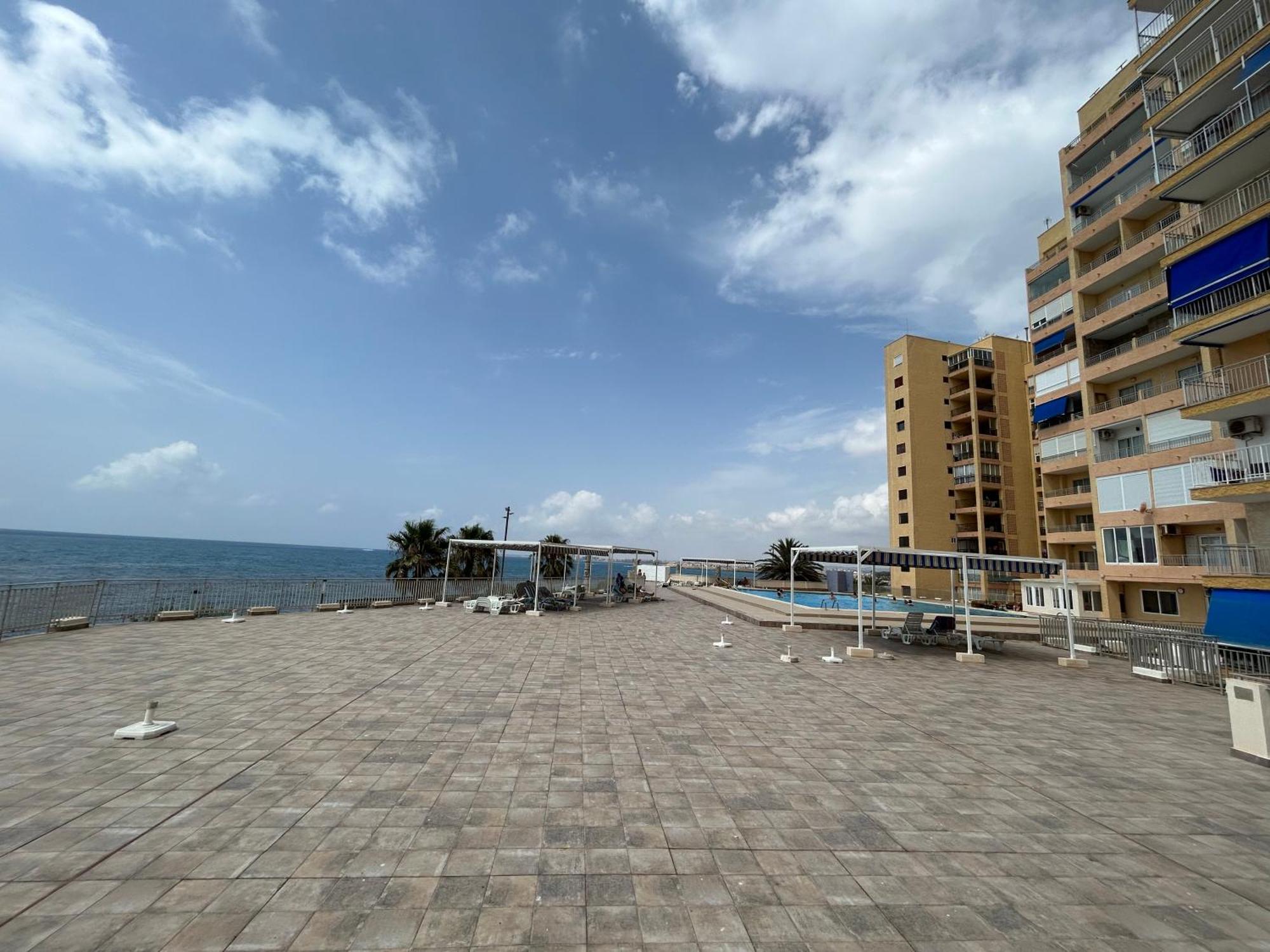 Studio Torravieja On Playa Del Cura Торевиеха Екстериор снимка